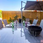 Rose House - Lux Tavira With Swimming Pool At Homesbyfc 別荘 ルース・デ・タビラ