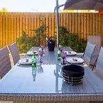 Rose House - Lux Tavira With Swimming Pool At Homesbyfc